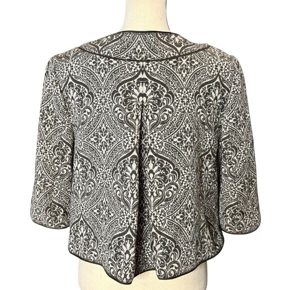 Ann Taylor Three Button 3/4 Sleeve Brown Ivory Damask Crop Swing Jacket Size 8 - Picture 5 of 12